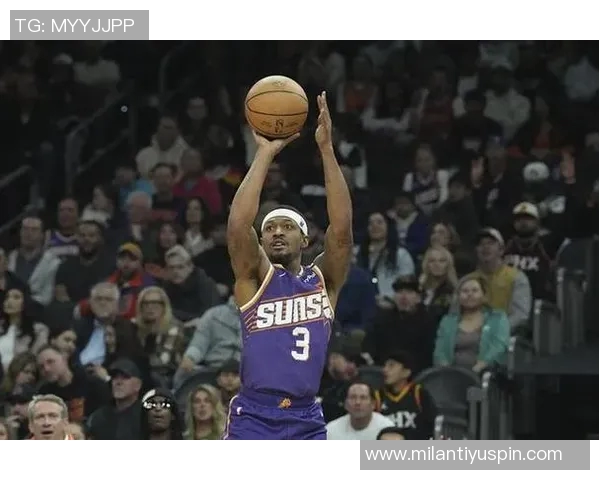 比尔首场比赛表现出色上半场完美命中率贡献12分2篮板正负值5 比尔首场比赛表现出色上半场完美命中率贡献12分2篮板正负值5